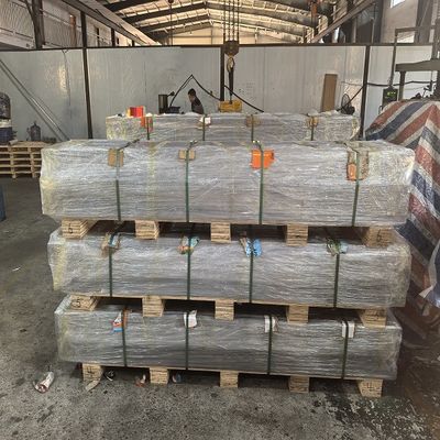 ความสามารถในการผสมผสานที่ดี พลาสติก โมลด์สแตนเลสสําหรับการผลิตโมลด์ 28-32HRC ที่แข็งก่อน 1.2311 P20