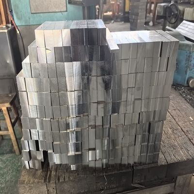1.2343 ELECTROSLAG REMELTING HOT WORK DIE STEEL BRIGHT SUPERFACIES H11 การทํางานแบบร้อนด้วยไฟฟ้า